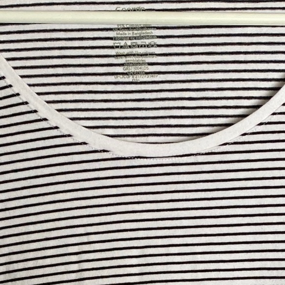 Plus sized shirt - Picture 2 of 2